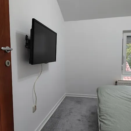 Ingrid Apartment *
